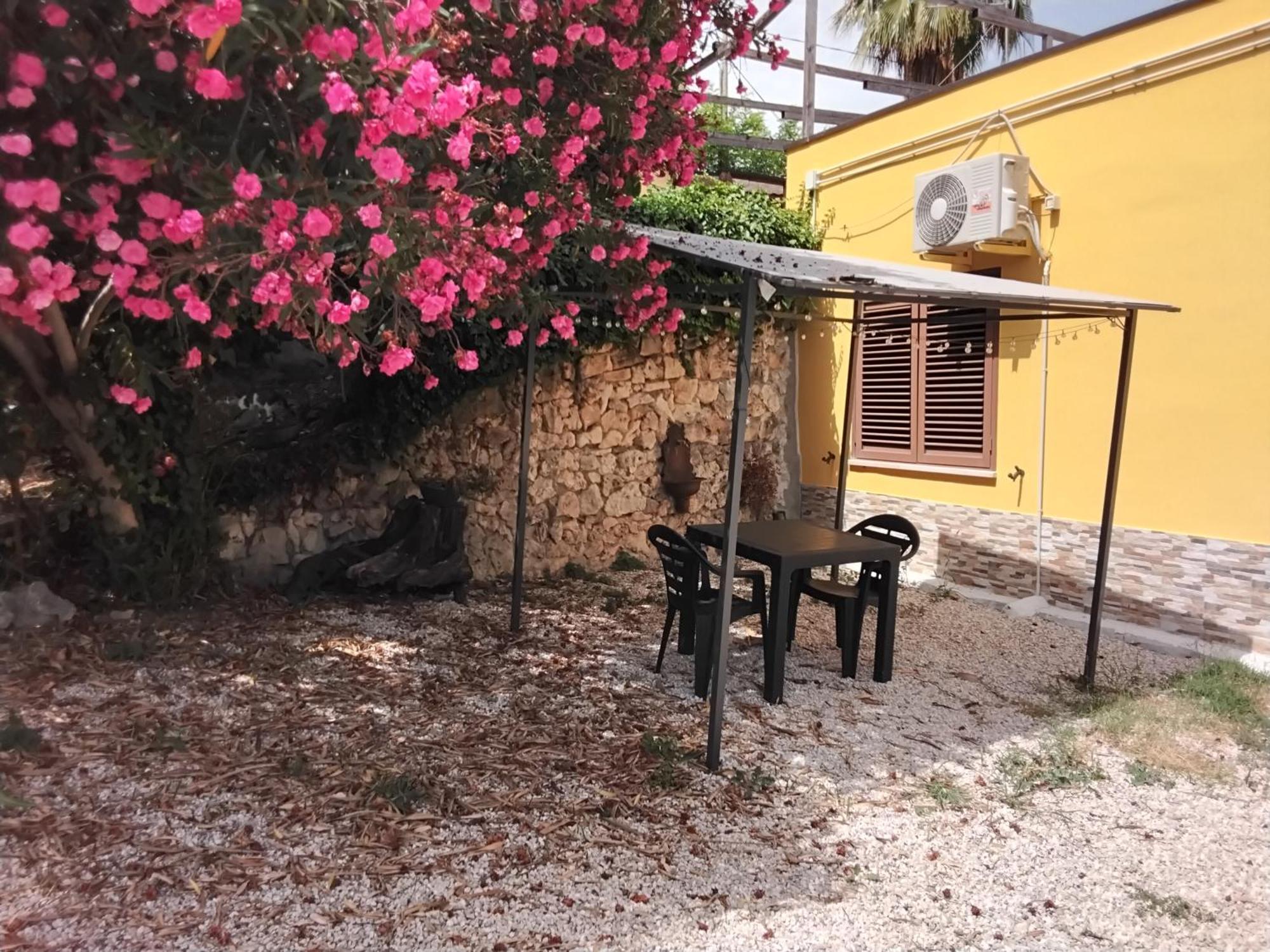Ferienwohnung L'Oasi Montesilvano Marina Exterior foto